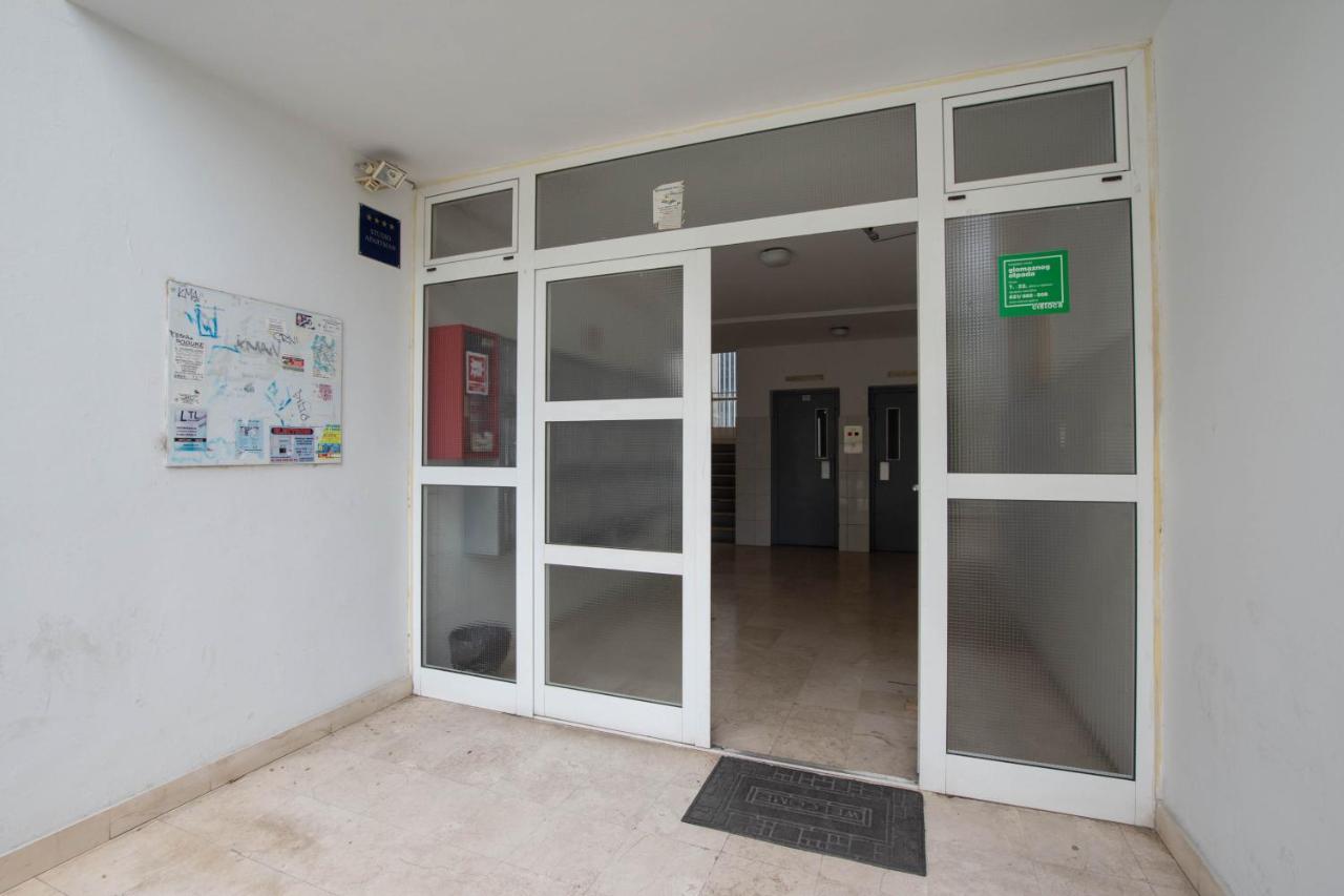 Apartman Grof Спліт Екстер'єр фото